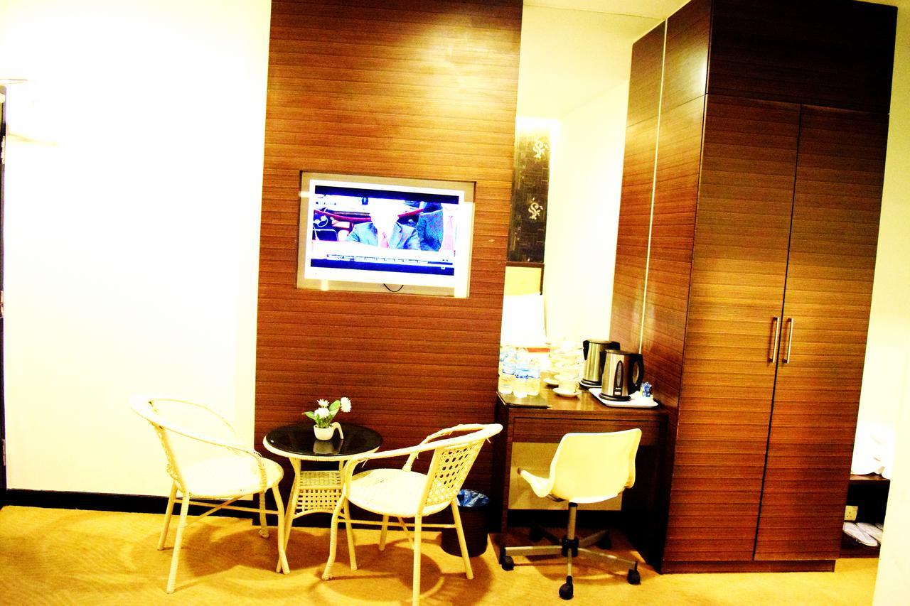 Springz Hotel-Bukit Jalil クアラルンプール エクステリア 写真