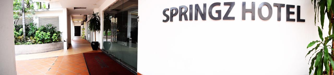 Springz Hotel-Bukit Jalil クアラルンプール エクステリア 写真