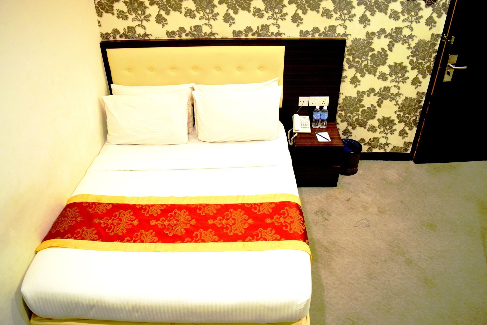 Springz Hotel-Bukit Jalil クアラルンプール エクステリア 写真